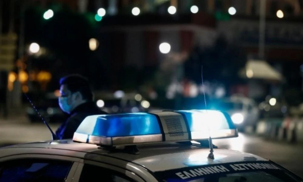 Αμπελόκηποι: Γυναίκα απείλησε με αεροβόλο αστυνομικούς- Τους είχε καλέσει η ίδια για να την προστατεύσουν τον σύντροφό της